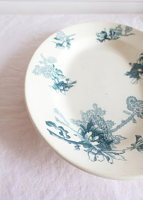 Aimée.Aimer Art de la Table Plat Herbier Terre de Fer 36,5 cm