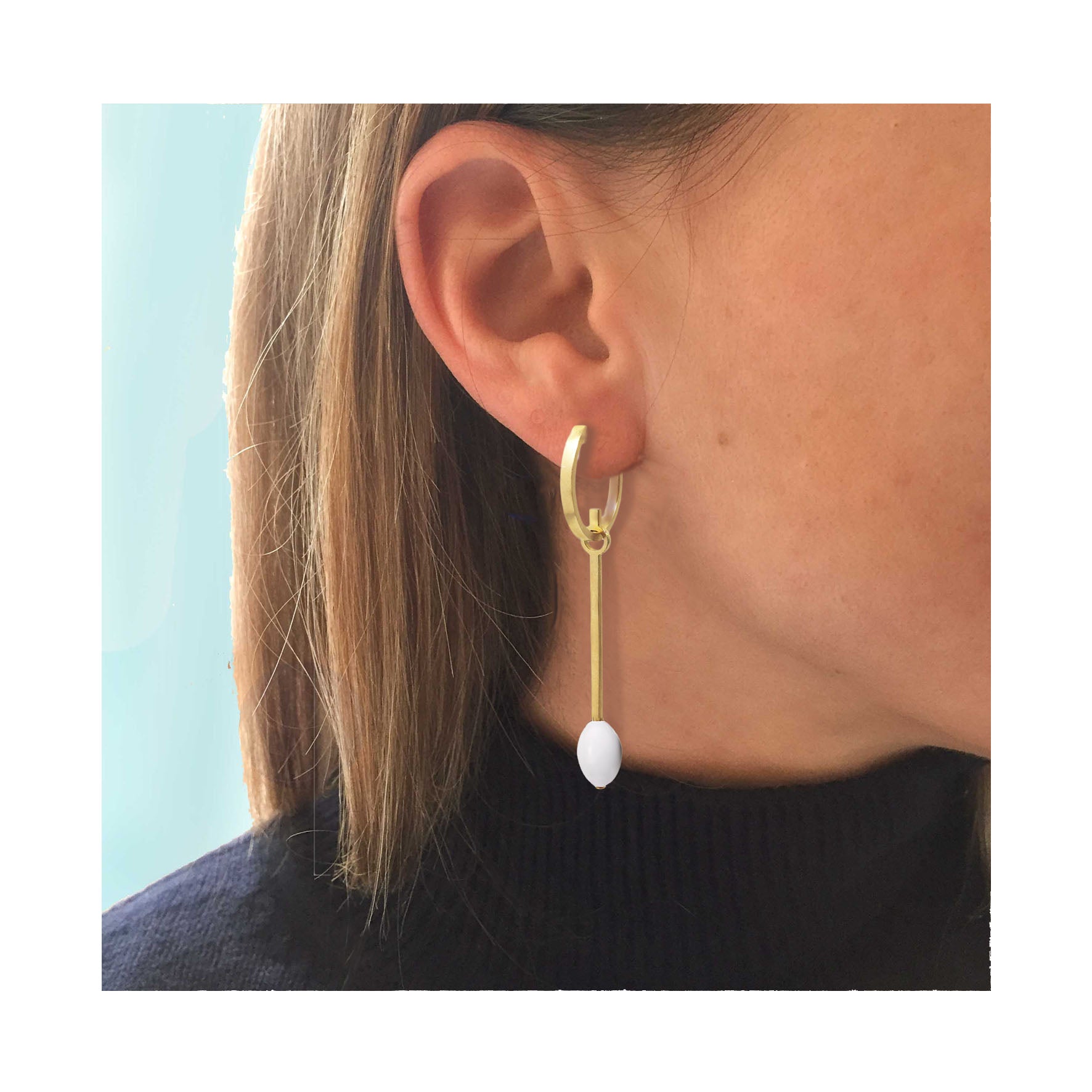 Aimée Aimer Tiare créole longue or jaune agate paire