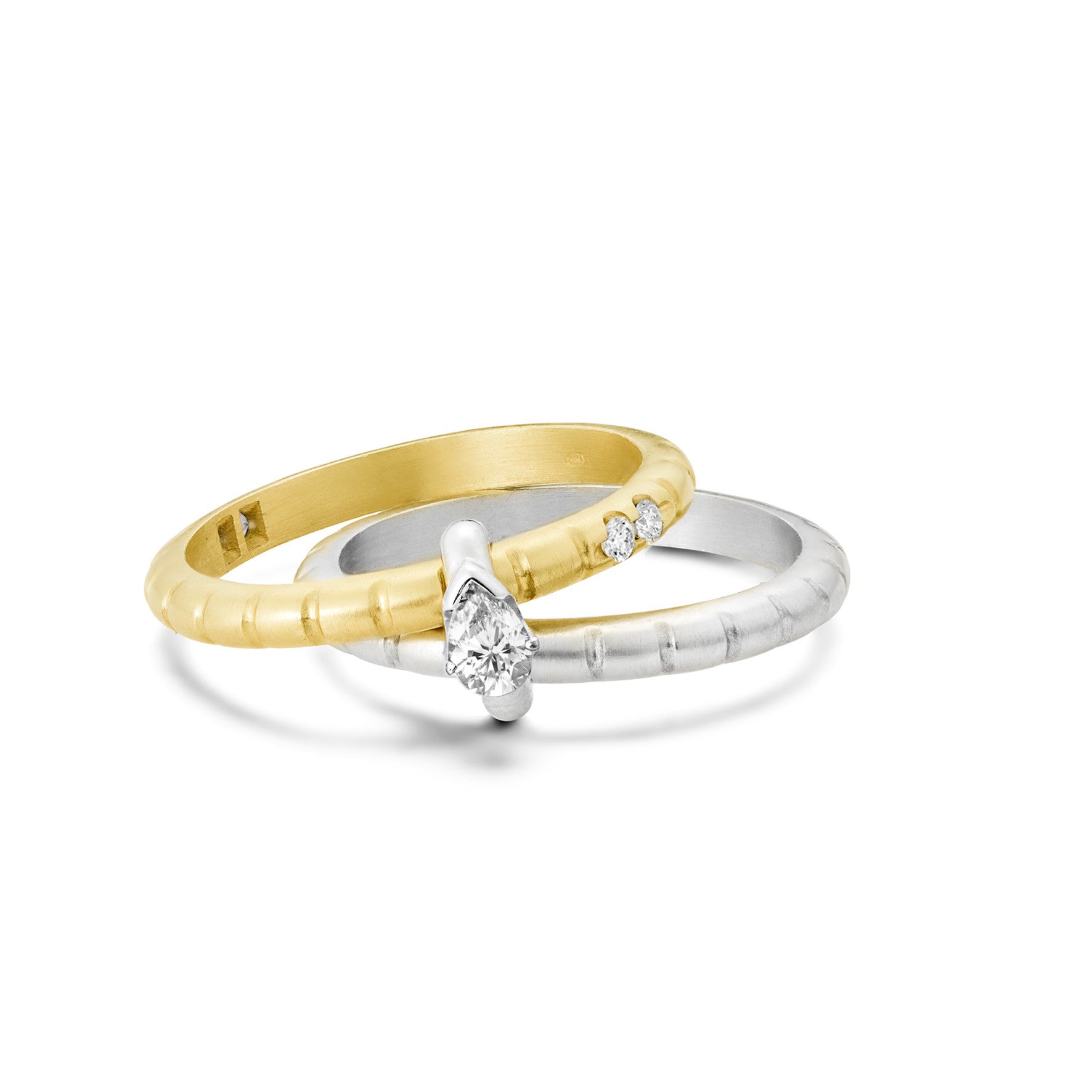 Aimée Aimer Nous n°5 bague or jaune saphirs diamants taille 51