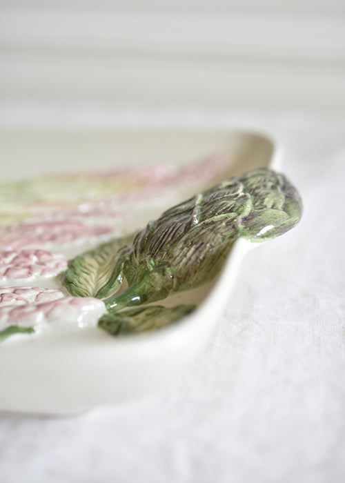Aimée Aimer Plat Belles Asperges barbotine pièce unique 31 cm