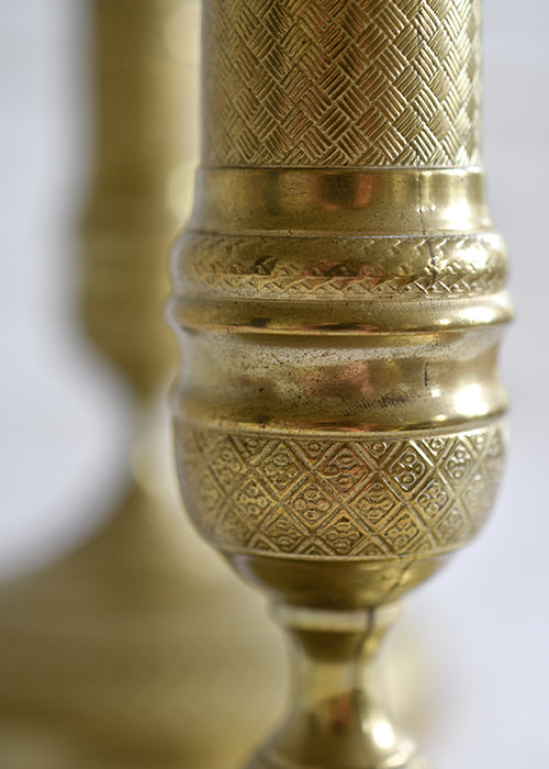 Aimée Aimer Bougeoirs paire flambeaux bronze doré 29 cm