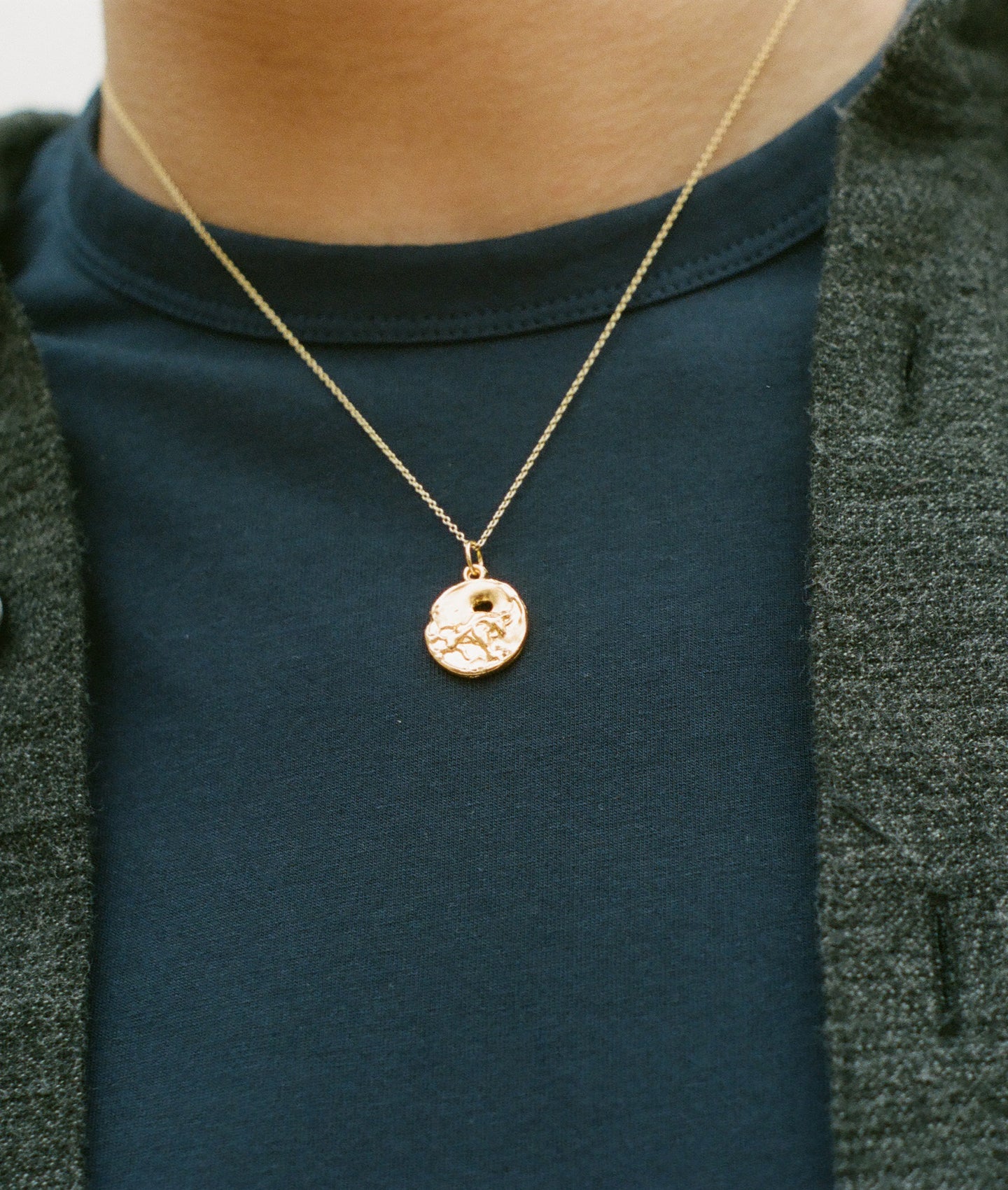 Alighieri Taurus Medallion collier zodiaque plaqué or