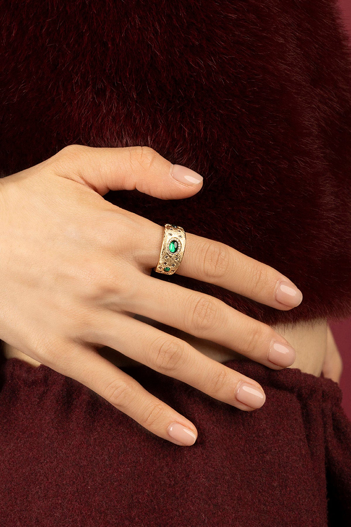 APM Monaco Automne Les Cabochons Bague dorée Taille 52