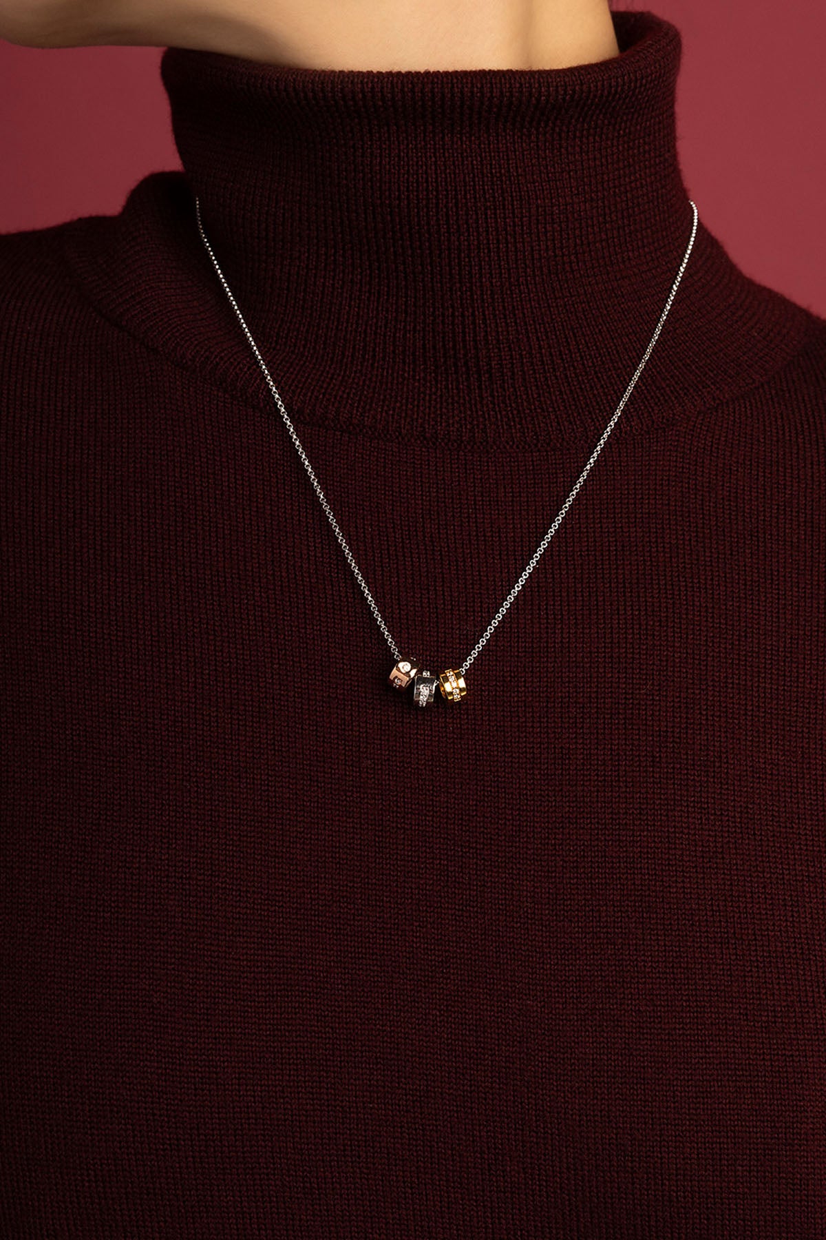 APM Monaco Morse Code LOVE collier tricolore ajustable