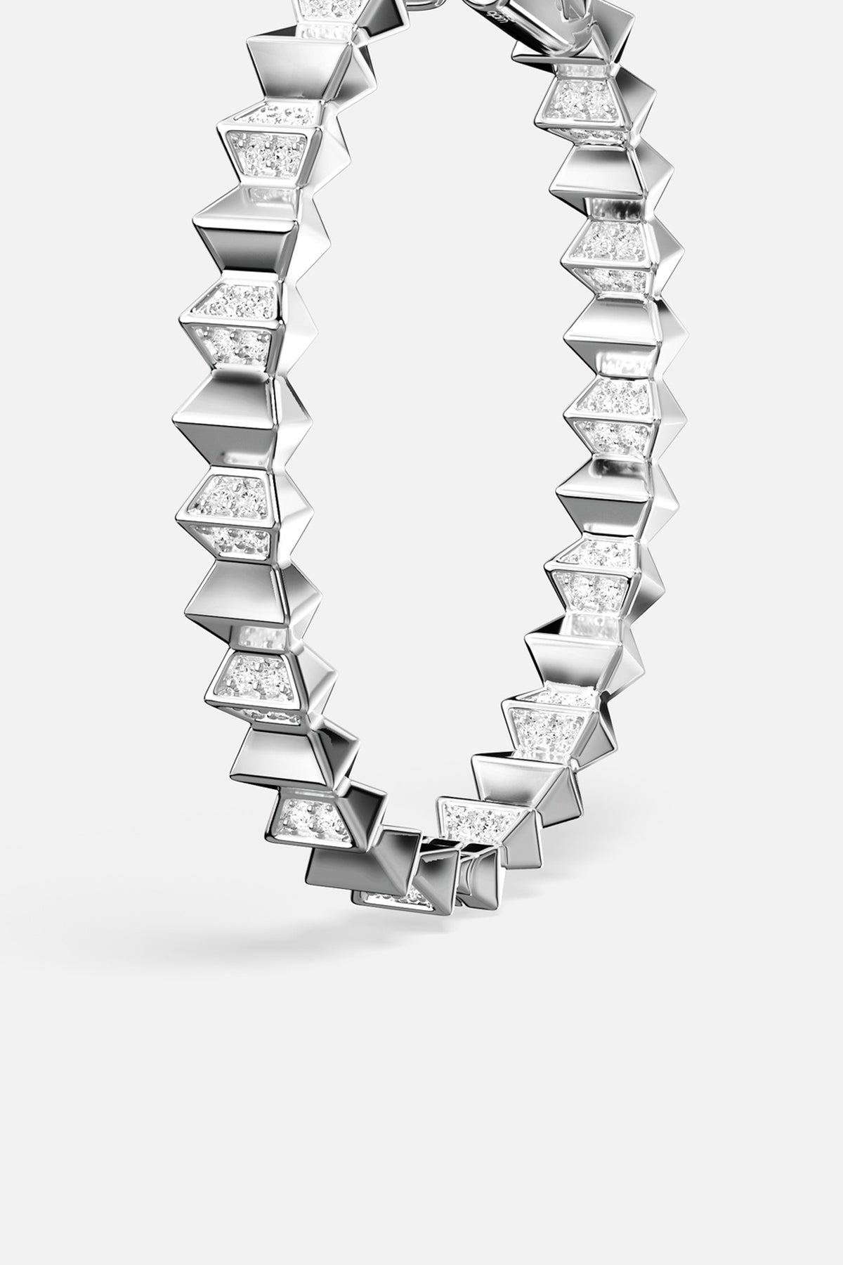 APM Monaco Yacht Club Up and Down créoles 43 mm