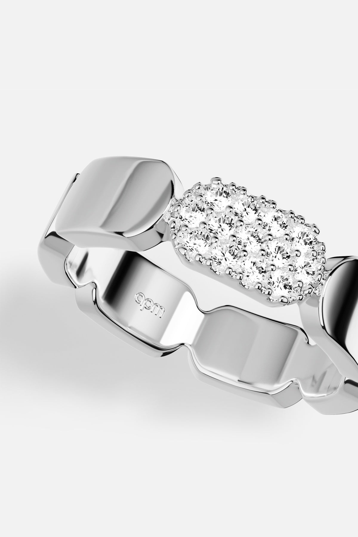 APM Monaco Yacht Club Pavage bague blanche zircon taille 52