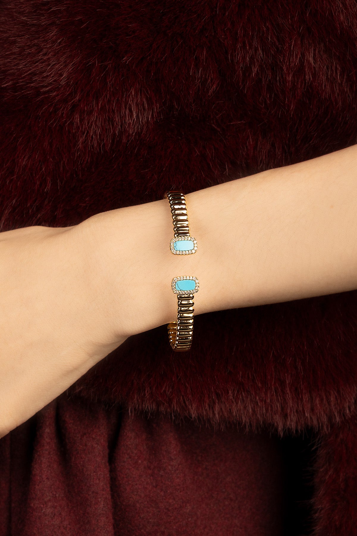 APM Monaco Méditerranée Les Calanques bracelet jonc turquoise