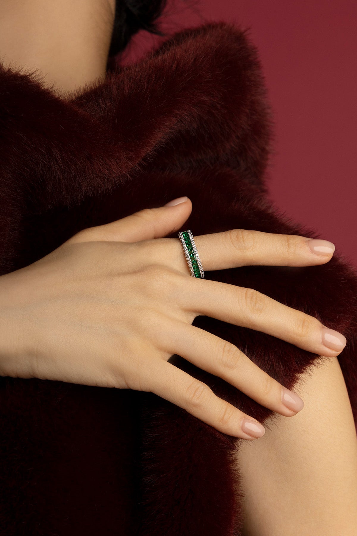 APM Monaco Festival Monaco bague verte zircon taille 52