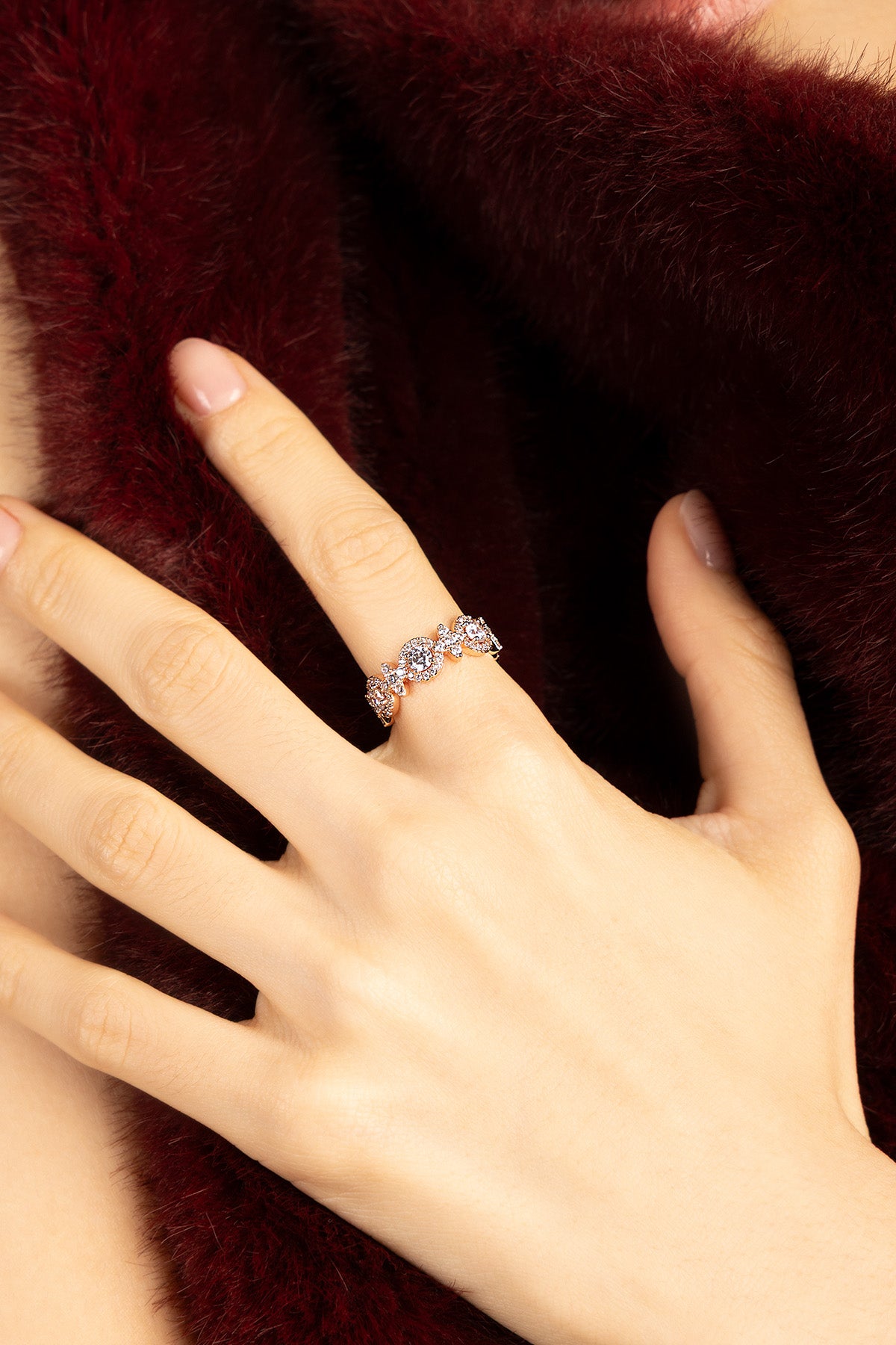 APM Monaco Météorites Glamour bague or rose pavé zircons