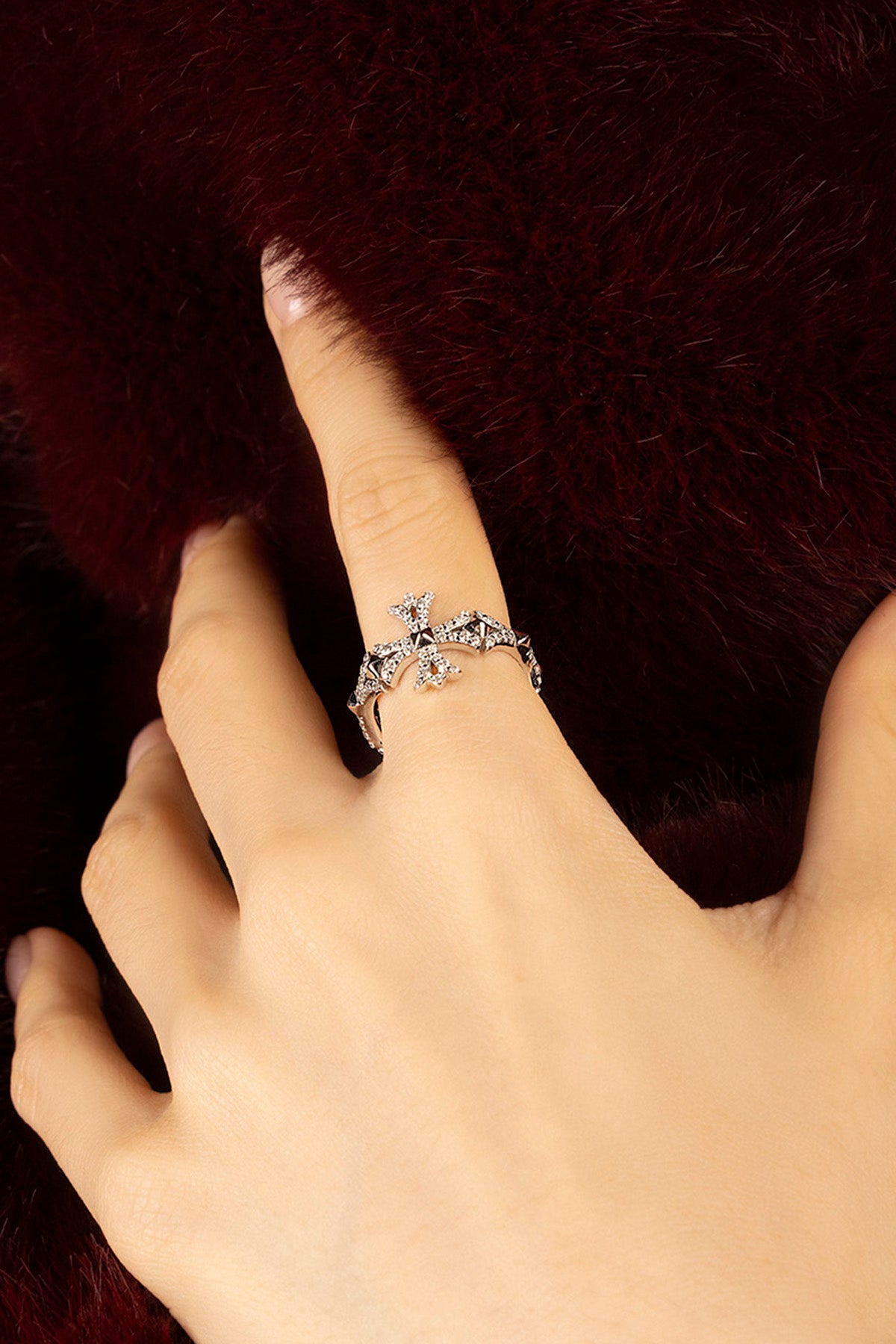 APM Monaco Yacht Club Rock bague croix rhodiée taille 50