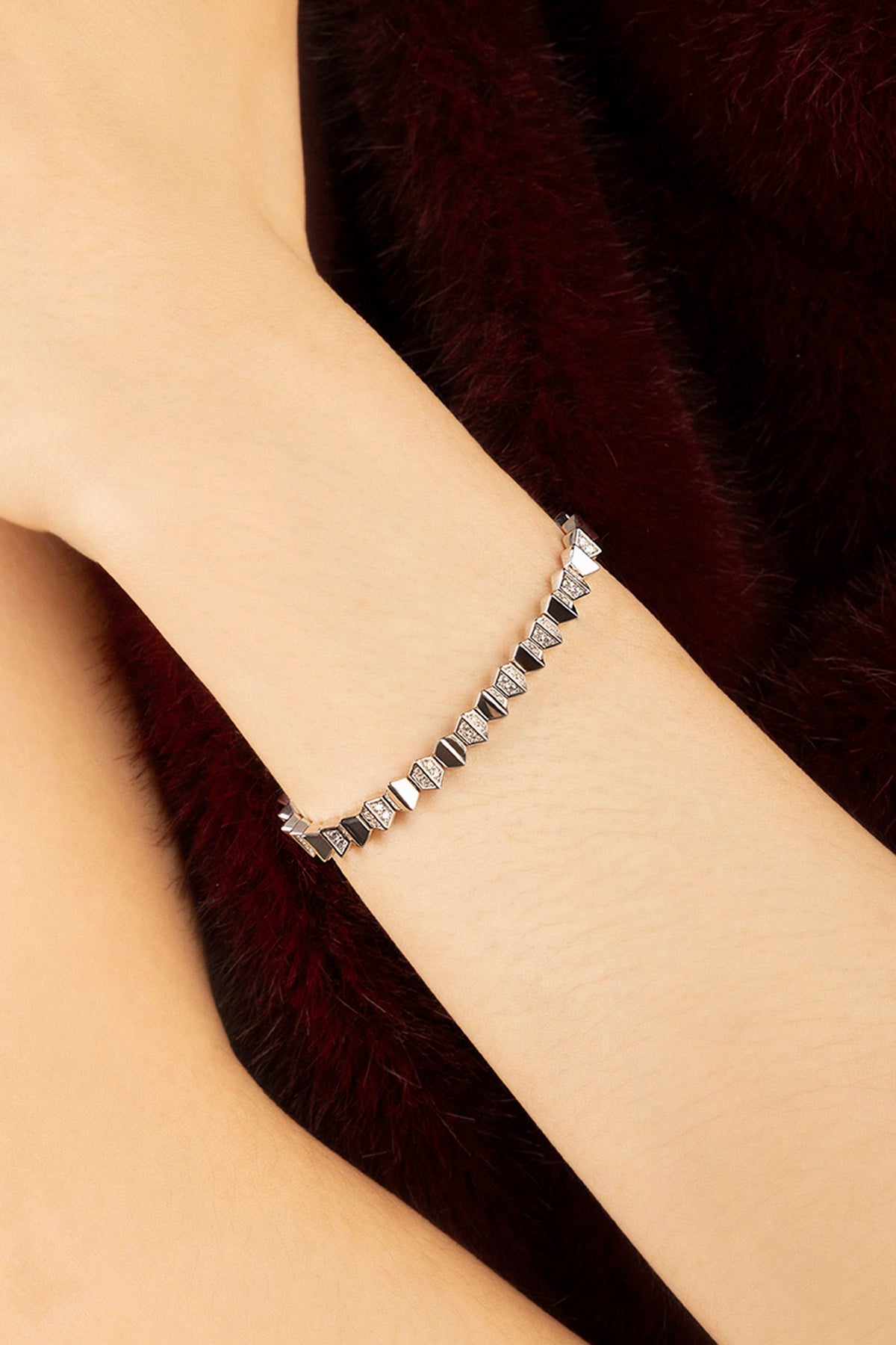 APM Monaco Yacht Club Up and Down Bracelet blanc