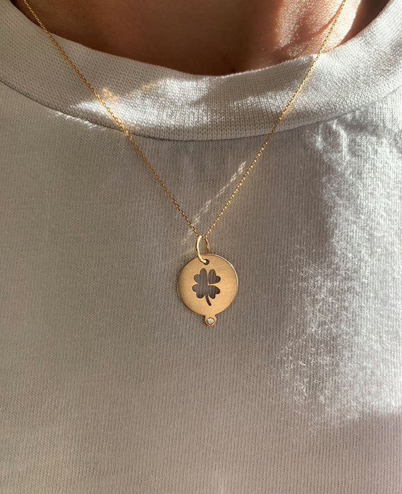 Aimée Aimer Trèfle médaille or jaune diamant 14 mm seule