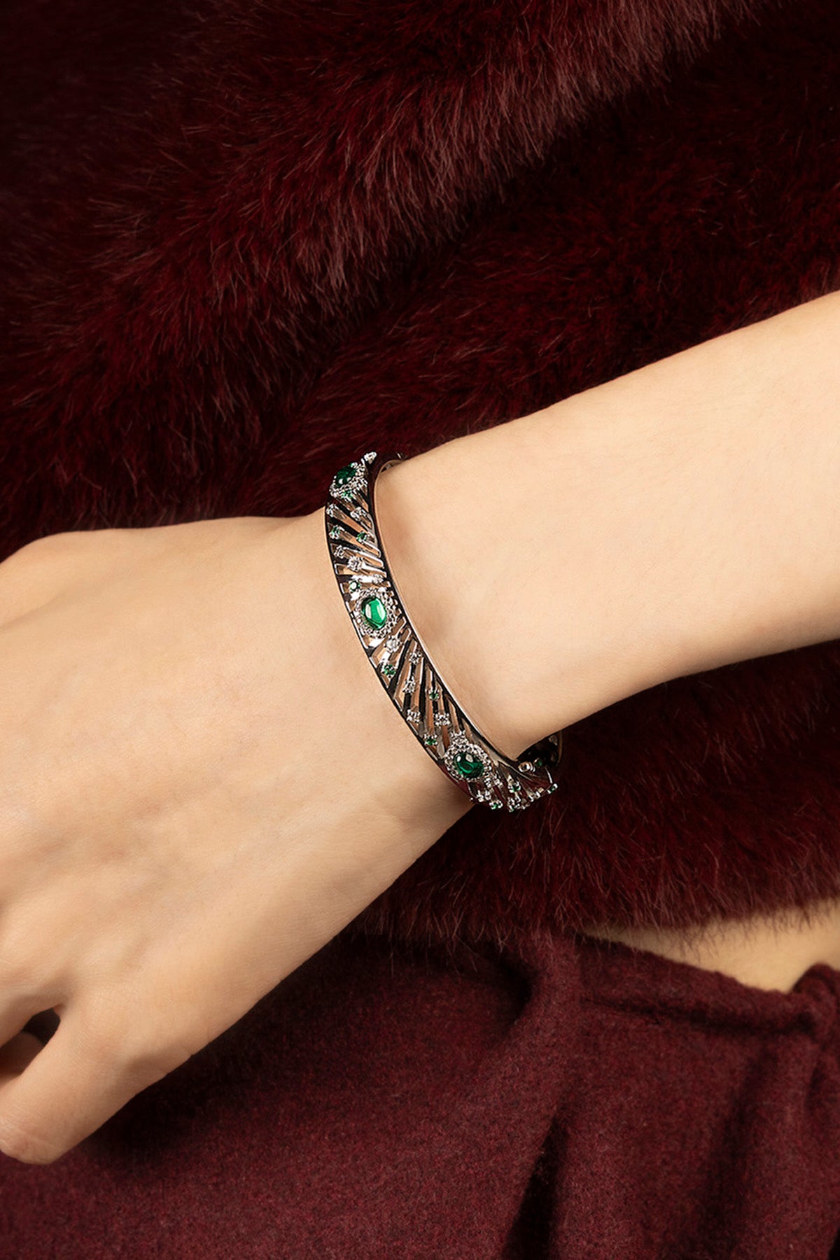 APM Monaco Automne Éventails Jonc vert zircon taille M
