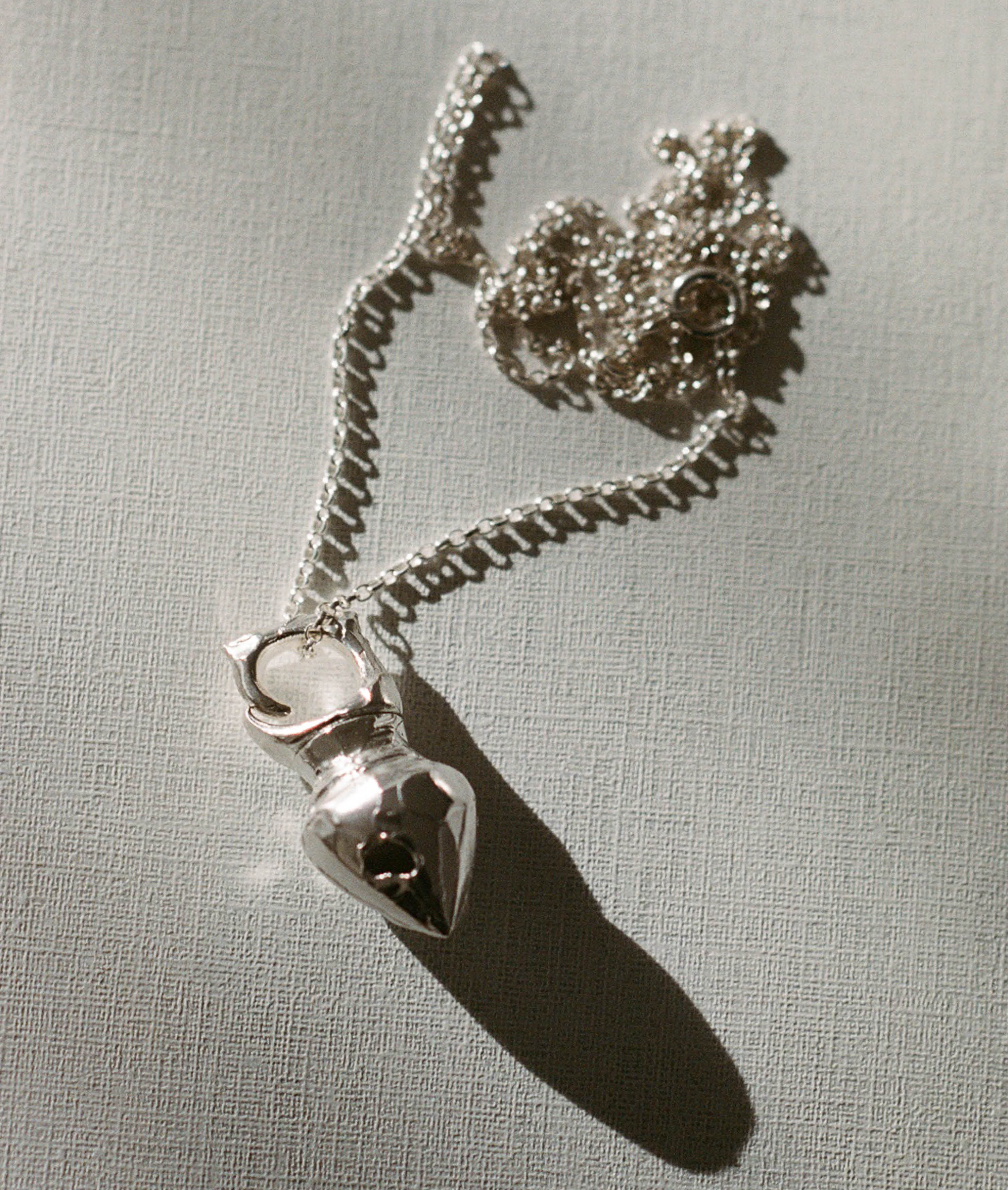 Alighieri Vessel of Offerings collier amulette argent