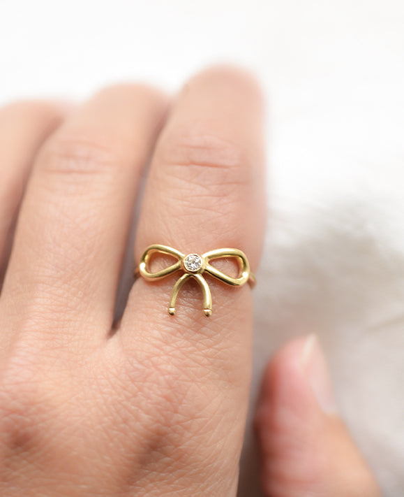 Aimée Aimer Nœud de Paris bague or jaune diamant 0,05 carat