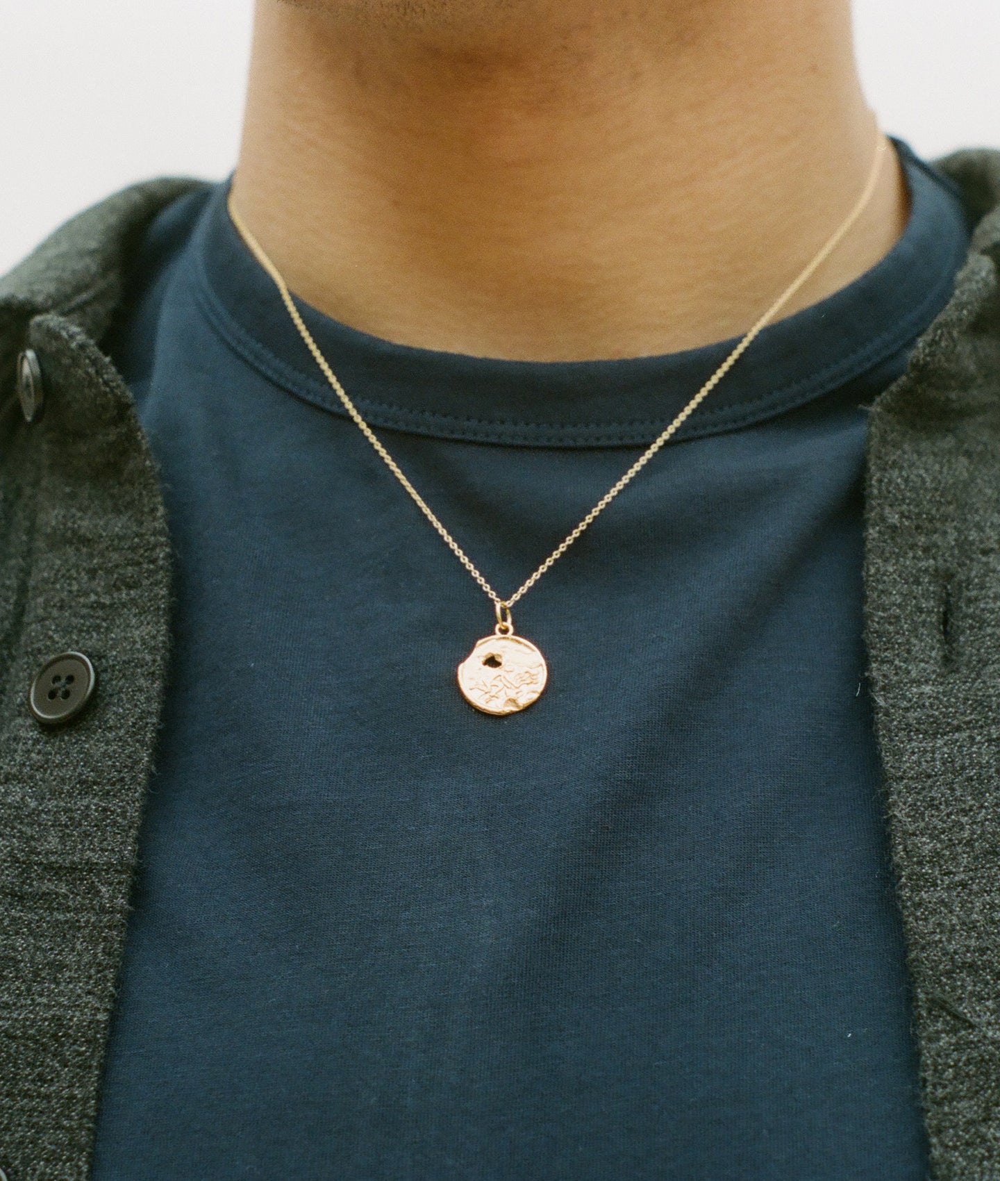 Alighieri Aquarius Medallion collier or verseau