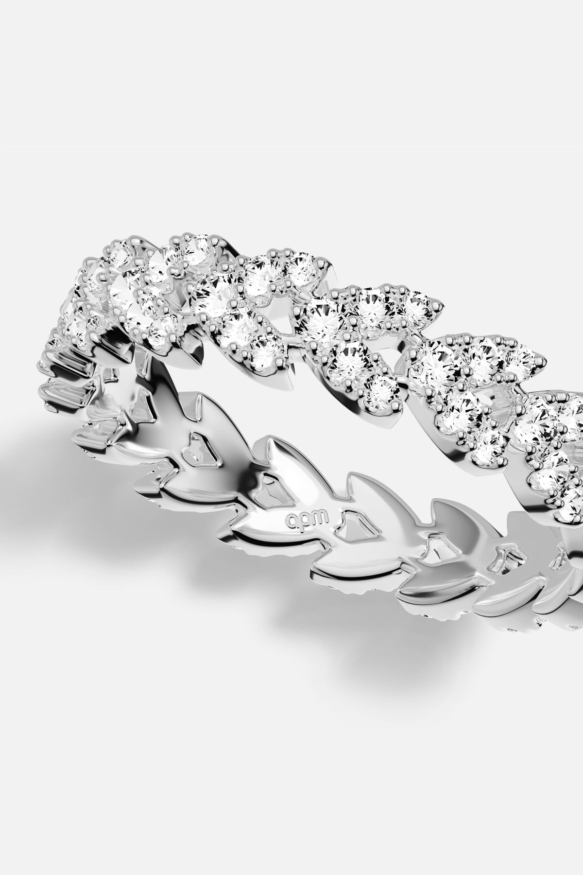 APM Monaco Automne Couture Bague blanche Taille 52 pavé