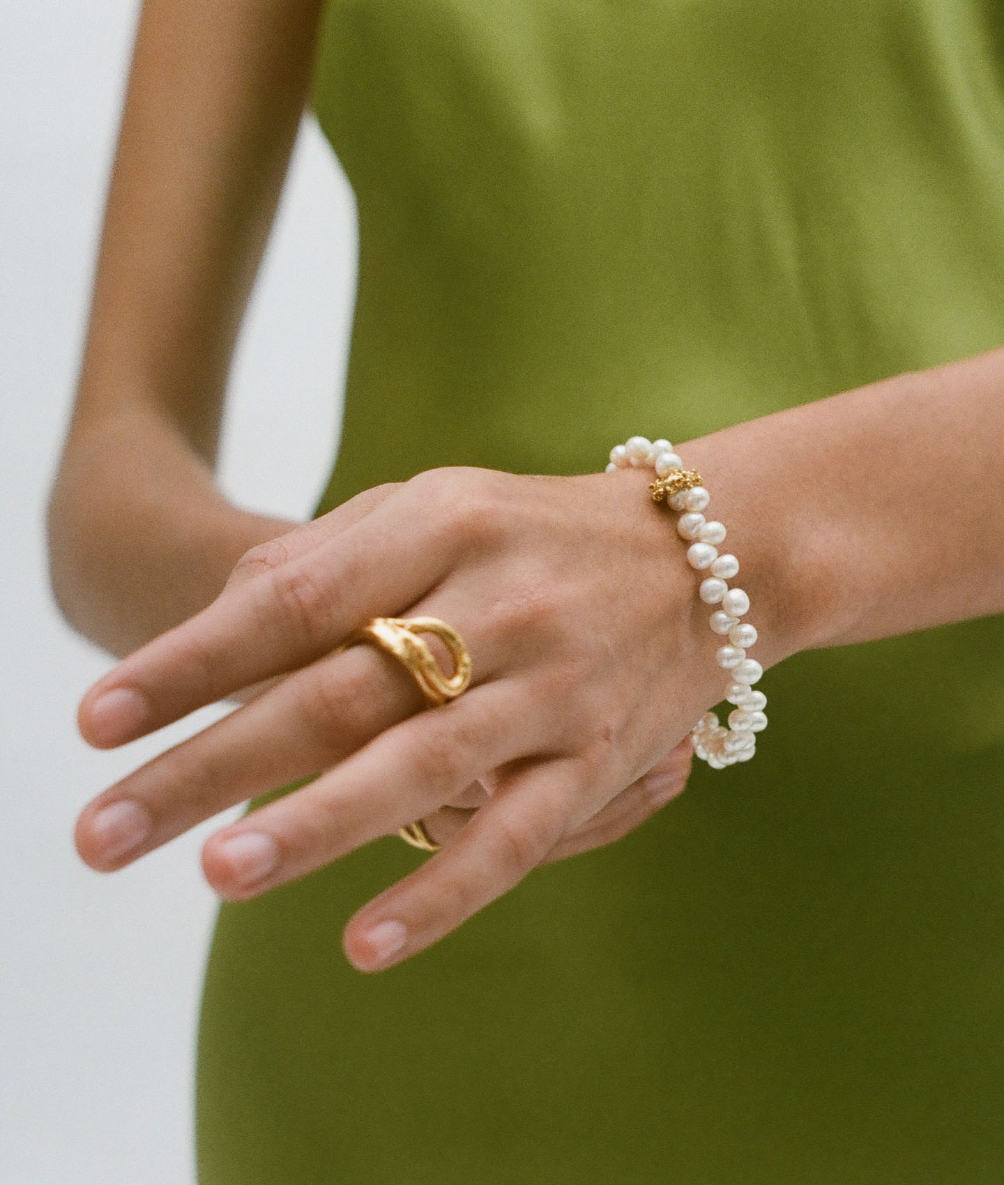 Alighieri Calliope bracelet perle plaqué or 24 carats