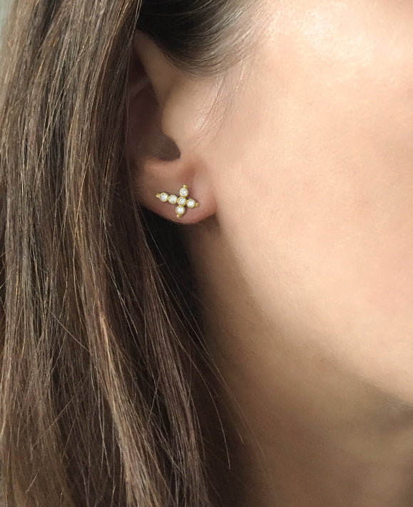 Aimée Aimer Petit AA puce oreille or jaune diamants paire
