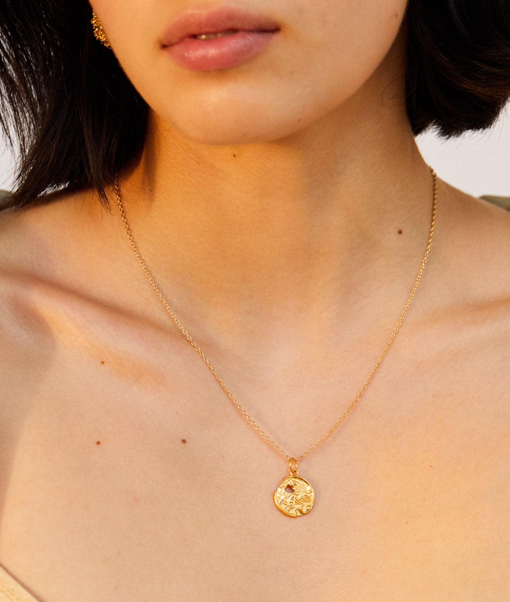 Alighieri Aquarius Medallion collier or verseau