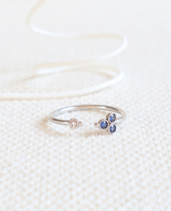 Aimée Aimer Delta bague or blanc saphirs diamant taille 52