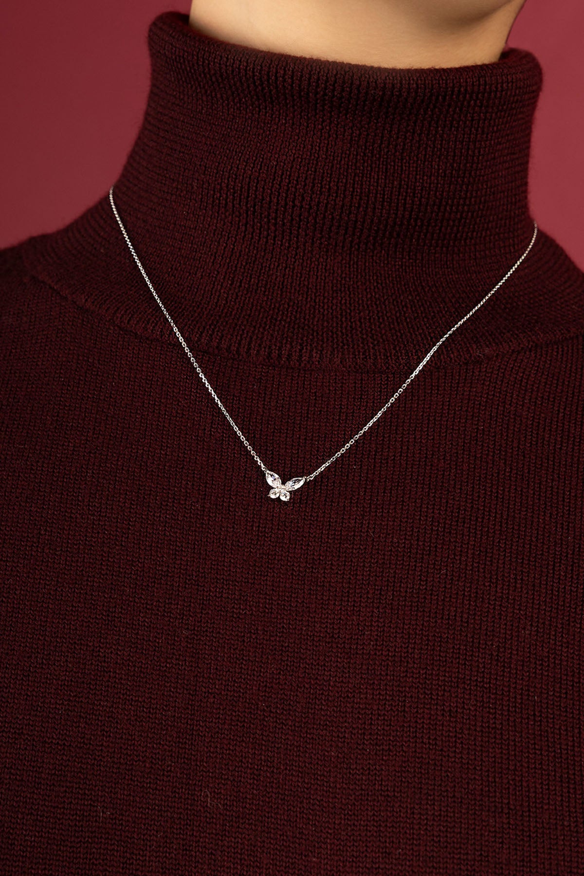 APM Monaco Lumière Papillon collier papillon blanc réglable
