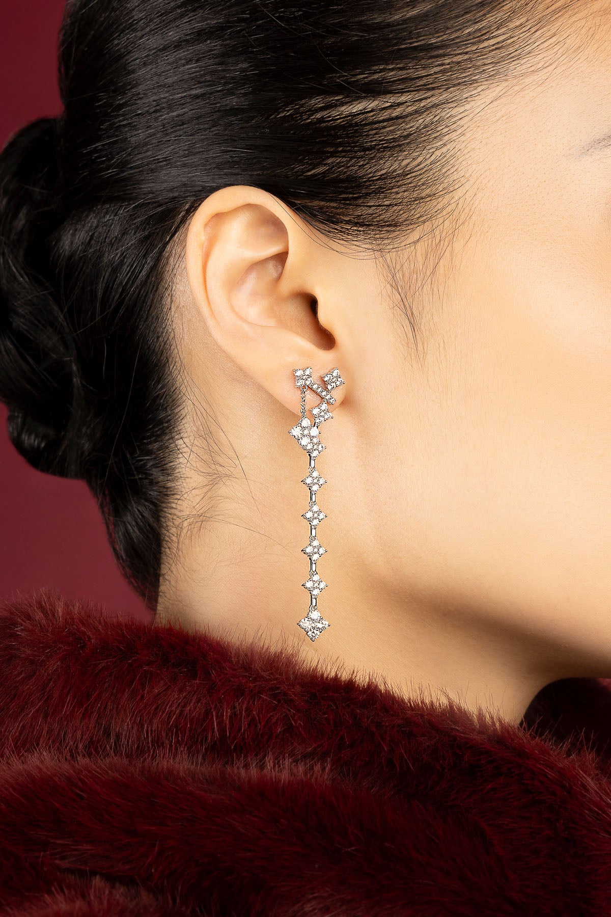 APM Monaco Lumière Éclat boucles d'oreilles pendantes blanches