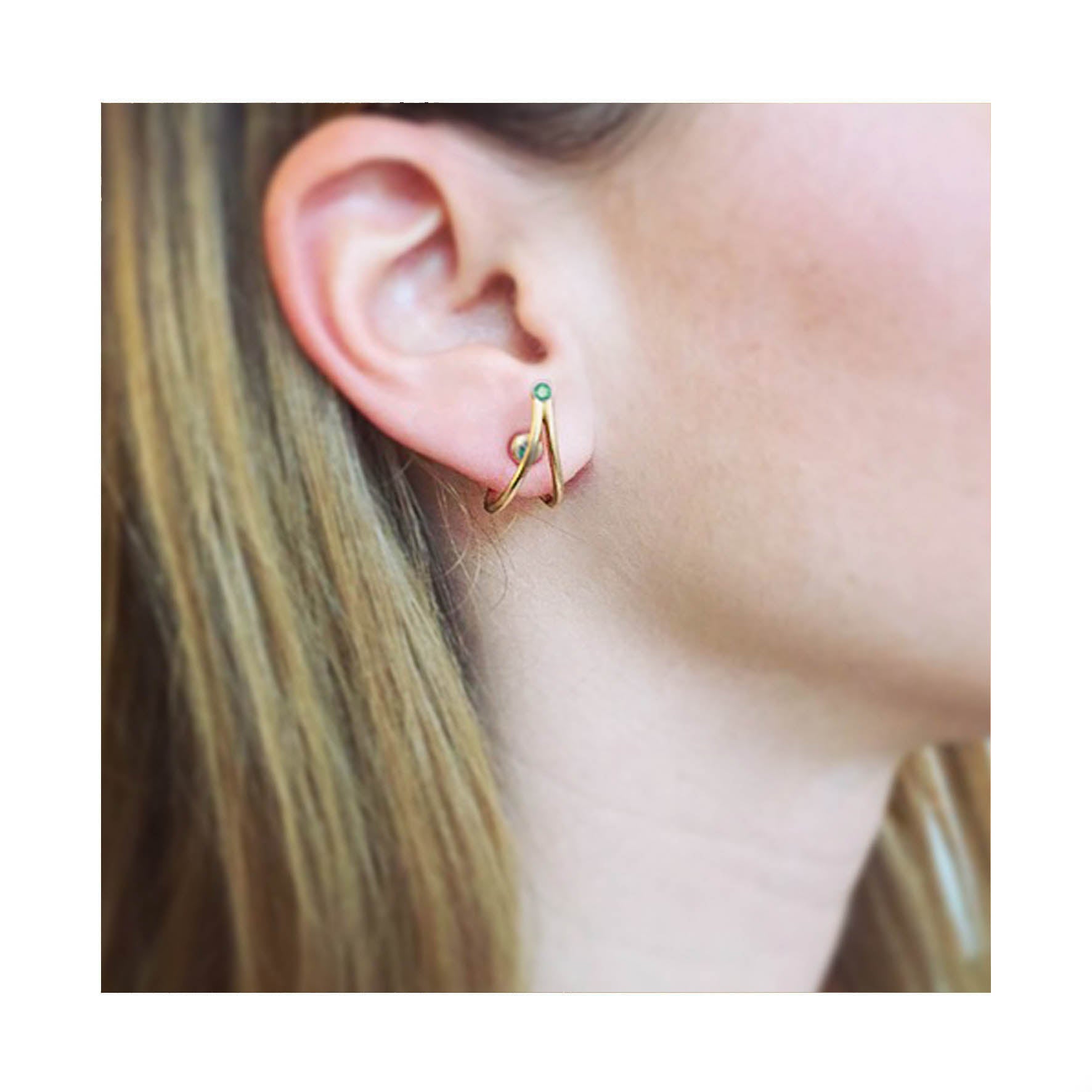 Aimée Aimer Liane boucle d’oreille or jaune émeraude unité