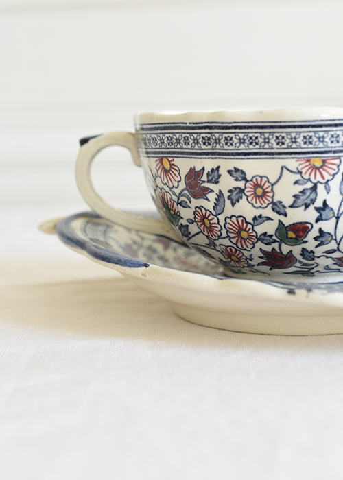 Aimée Aimer Art de la table tasse déjeuner Gien Cachemire faïence
