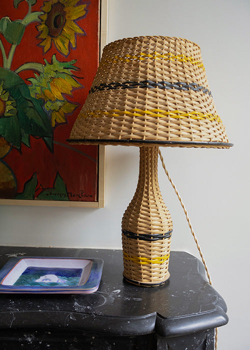 Aimée Aimer lampe de table rotin bois 47 cm pièce unique