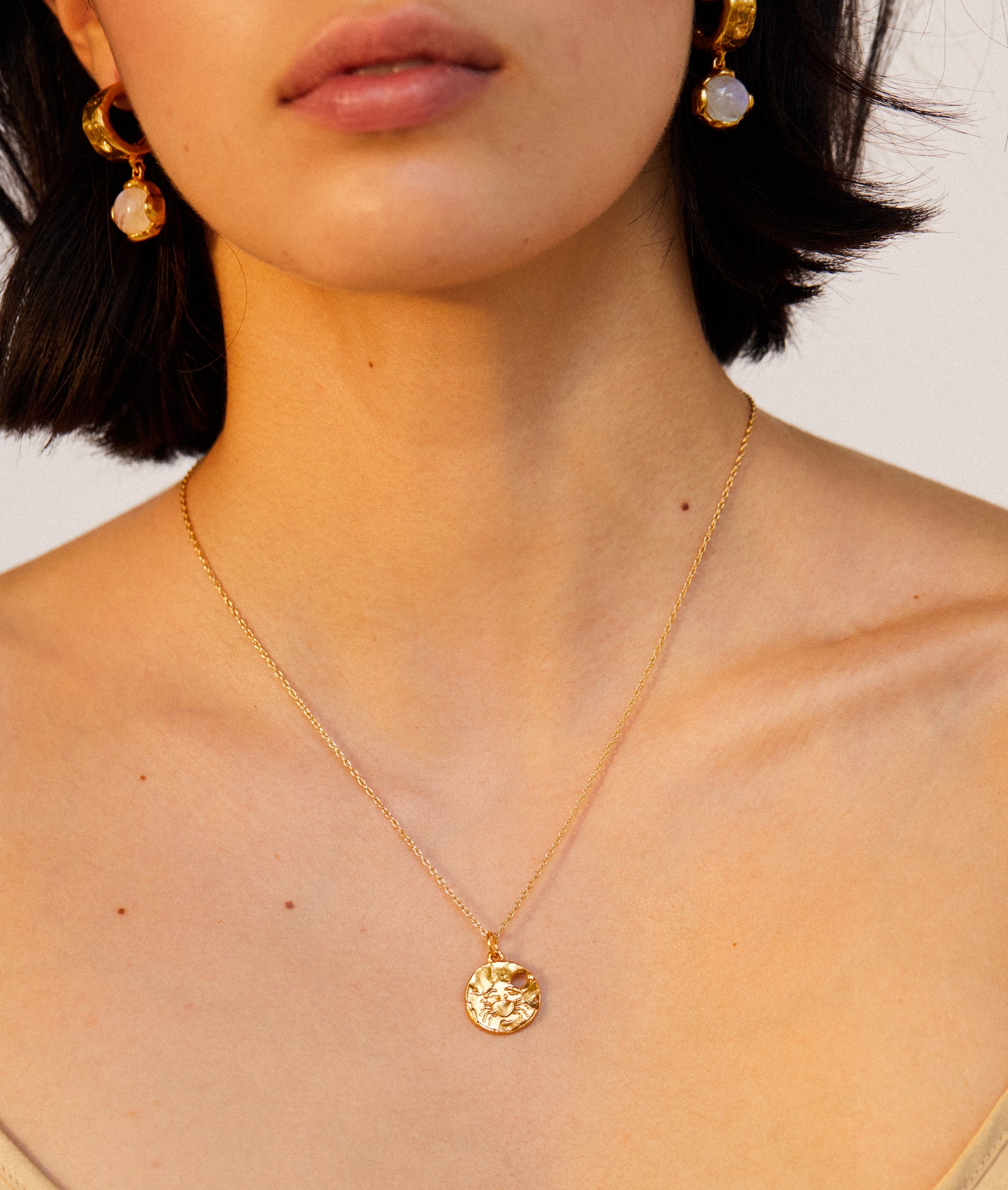 Alighieri The Cancer Medallion collier zodiaque plaqué or