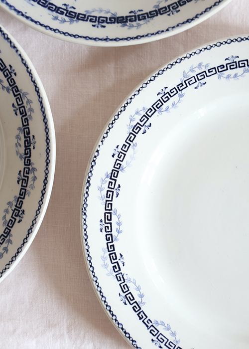 Aimée Aimer Art de la table assiettes Gien Bleu Nuit lot 8