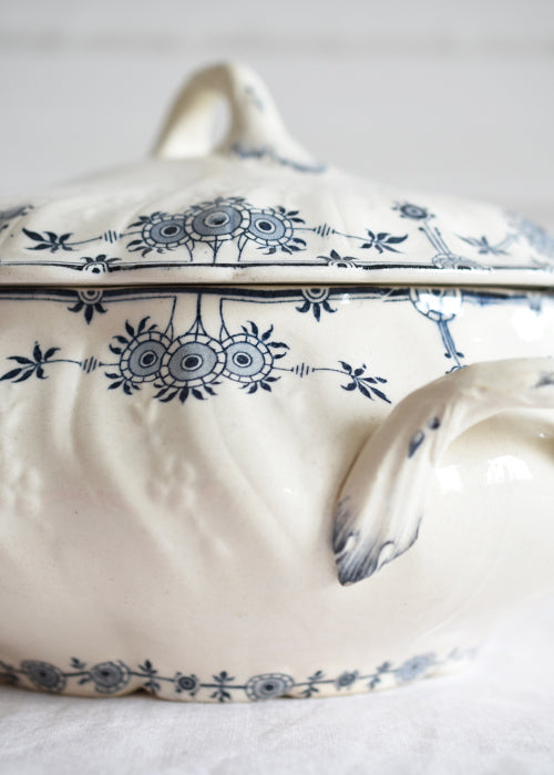 Aimée Aimer Art de la table Légumier Bleue Gien faïence 31 cm
