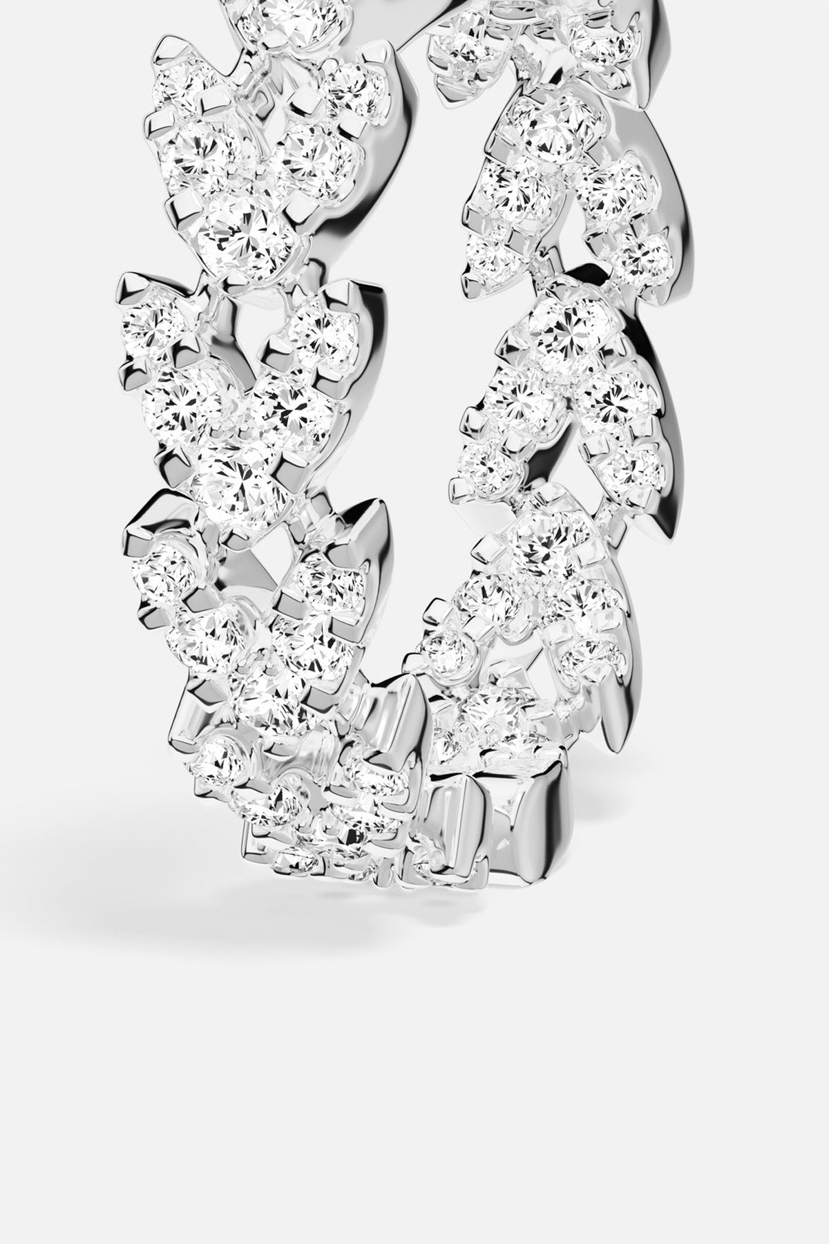 APM Monaco Automne Couture Créoles zircon blanc