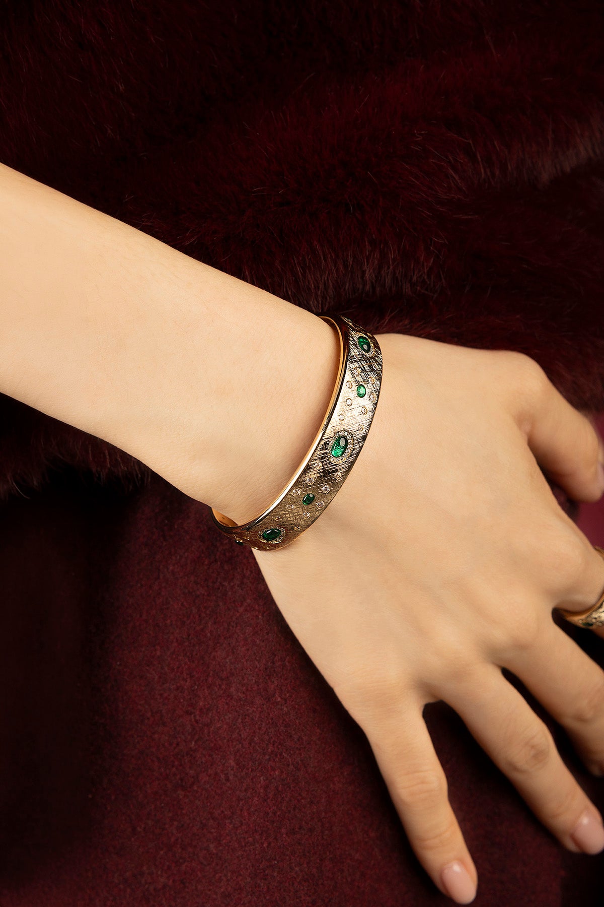 APM Monaco Automne Les Cabochons bracelet jonc vert large