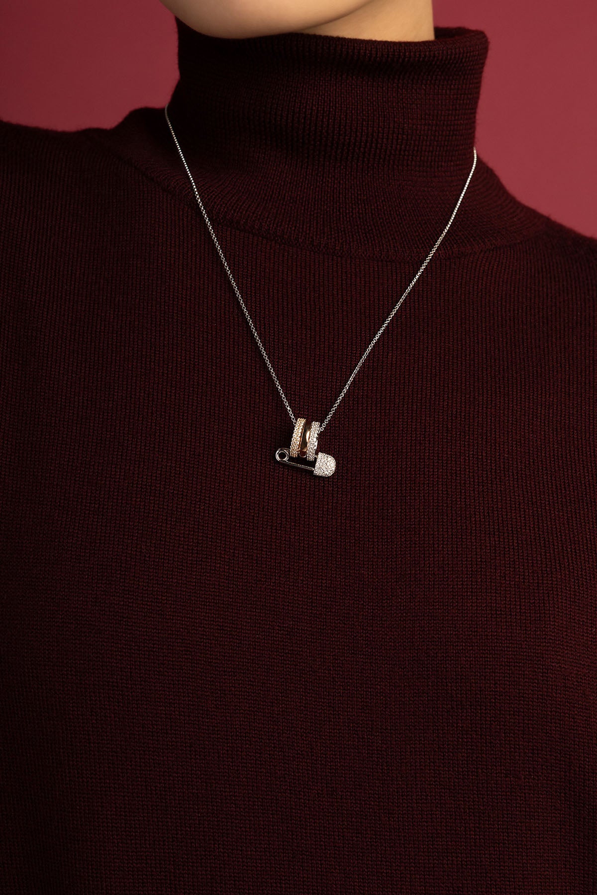 APM Monaco Morse Code Baby XL collier tricolore