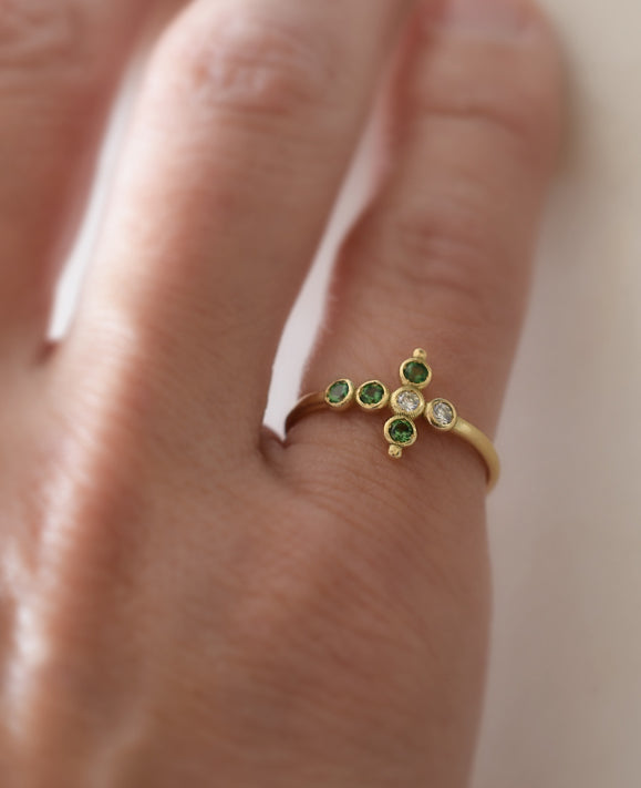 Aimée Aimer Petit AA bague or jaune tsavorites diamants