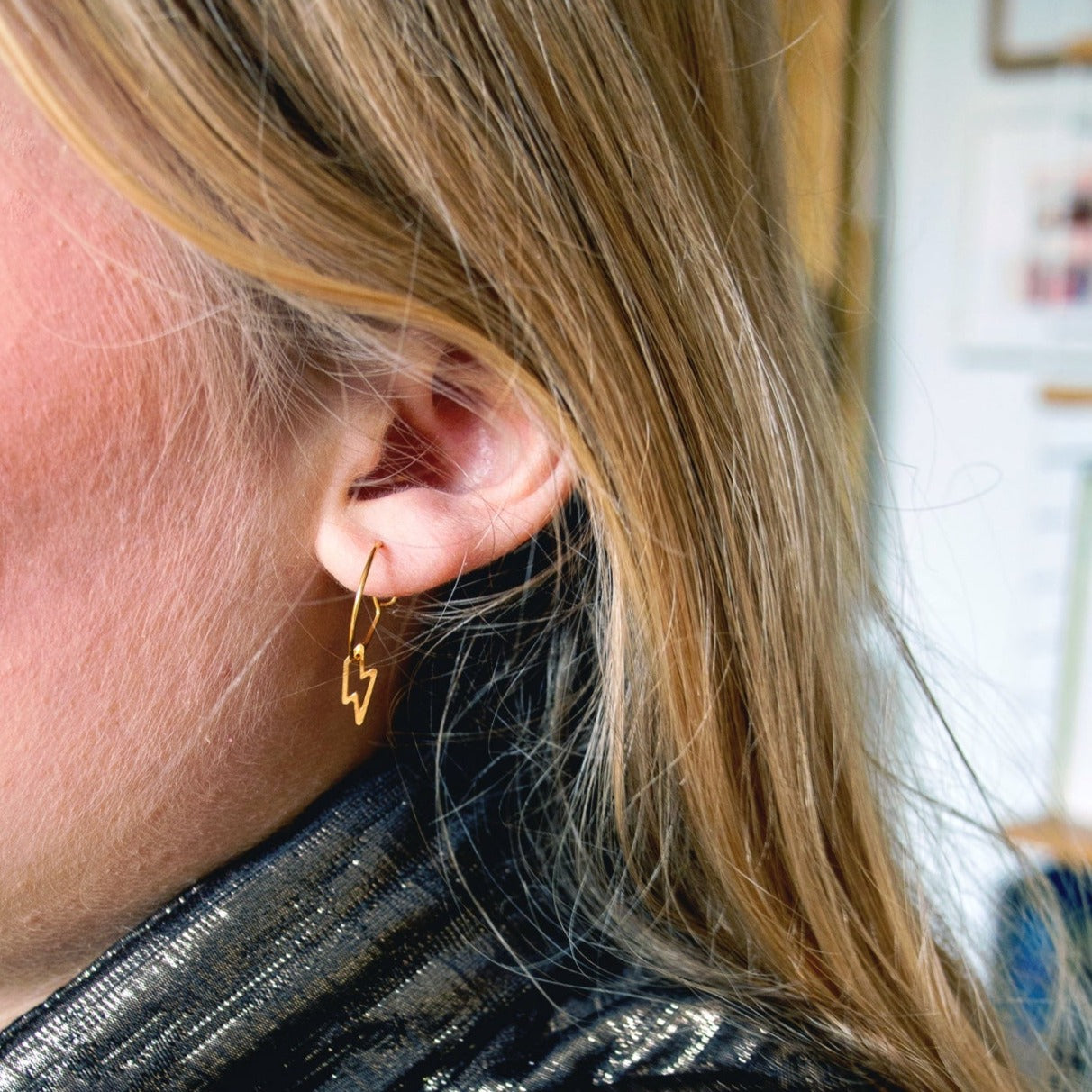 Adorabili Créoles Fines boucles créoles Étoiles 15 mm