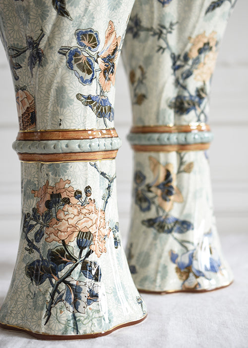 Aimée Aimer Cornet vase faïence Papillons 30 cm un vase