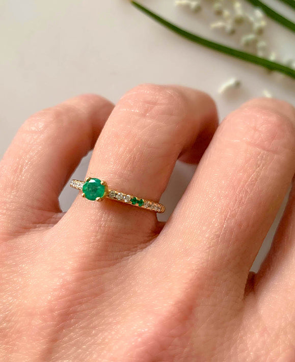 Aimée Aimer Spicy Love bague or jaune émeraude taille 48