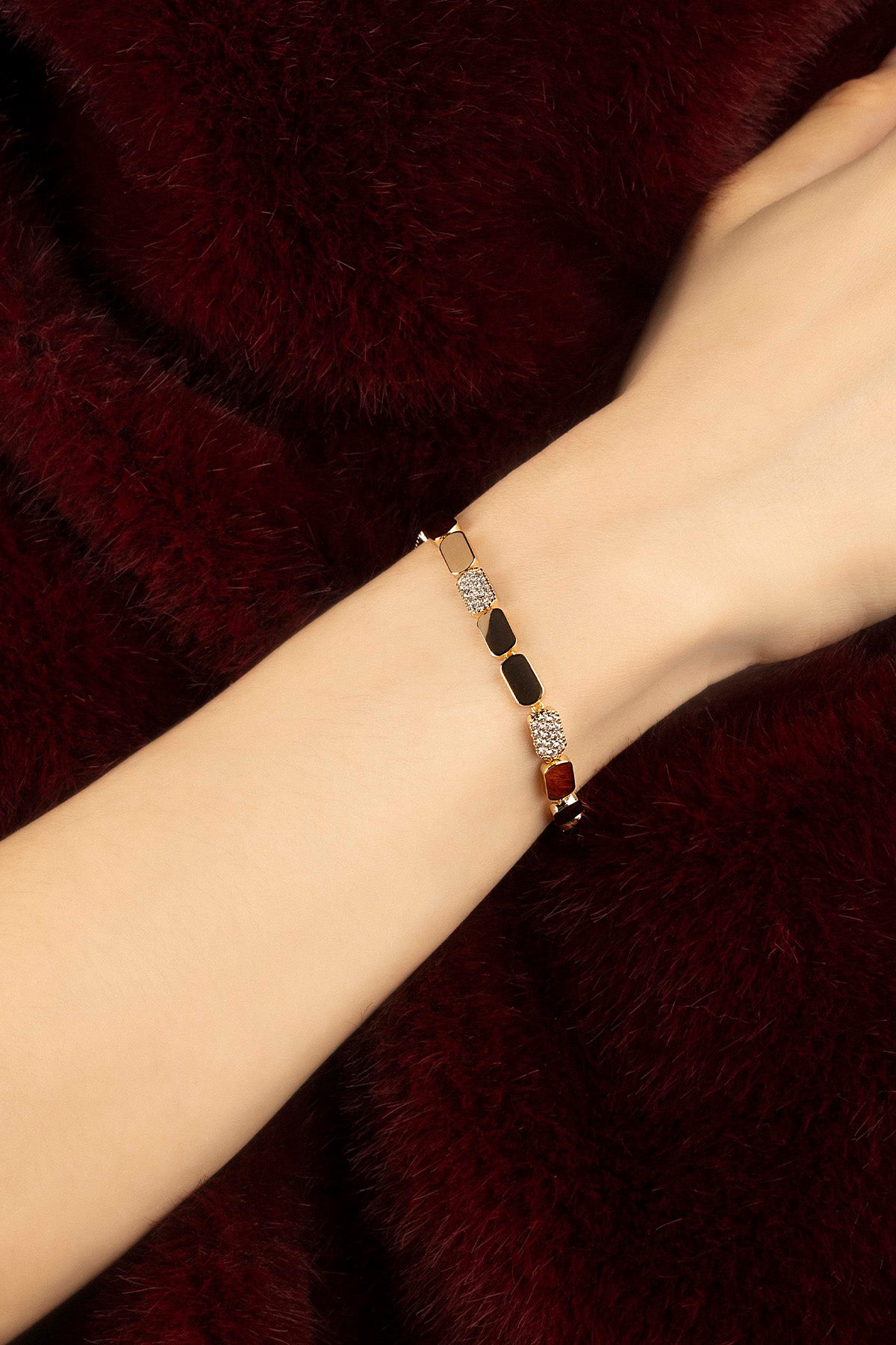 APM Monaco Yacht Club Pavage bracelet doré zircon taille M