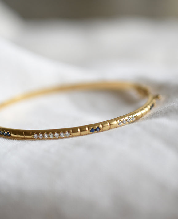 Aimée Aimer Lignes F. bracelet jonc or saphirs diamants 15-17cm