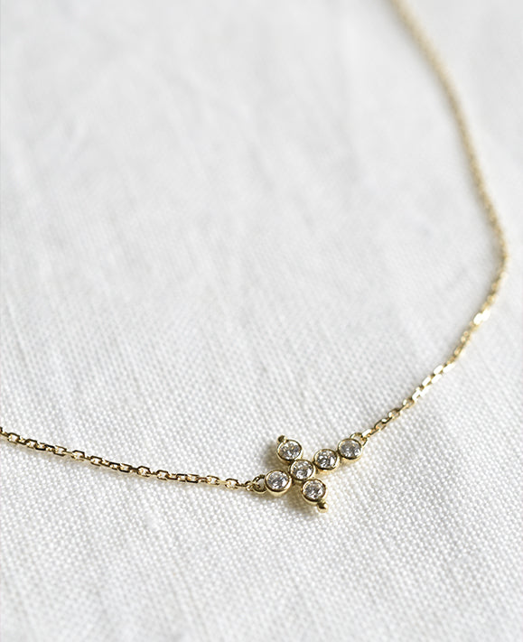 Aimée Aimer Petit AA collier or jaune diamants 43 cm