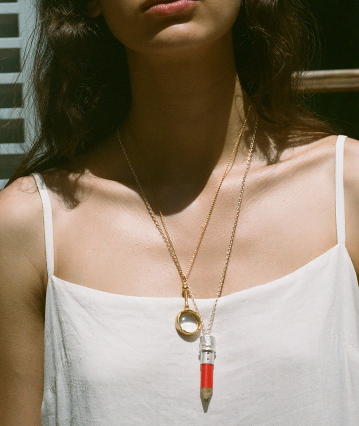 Alighieri Poet's Pencil collier argent crayon rouge bookworm