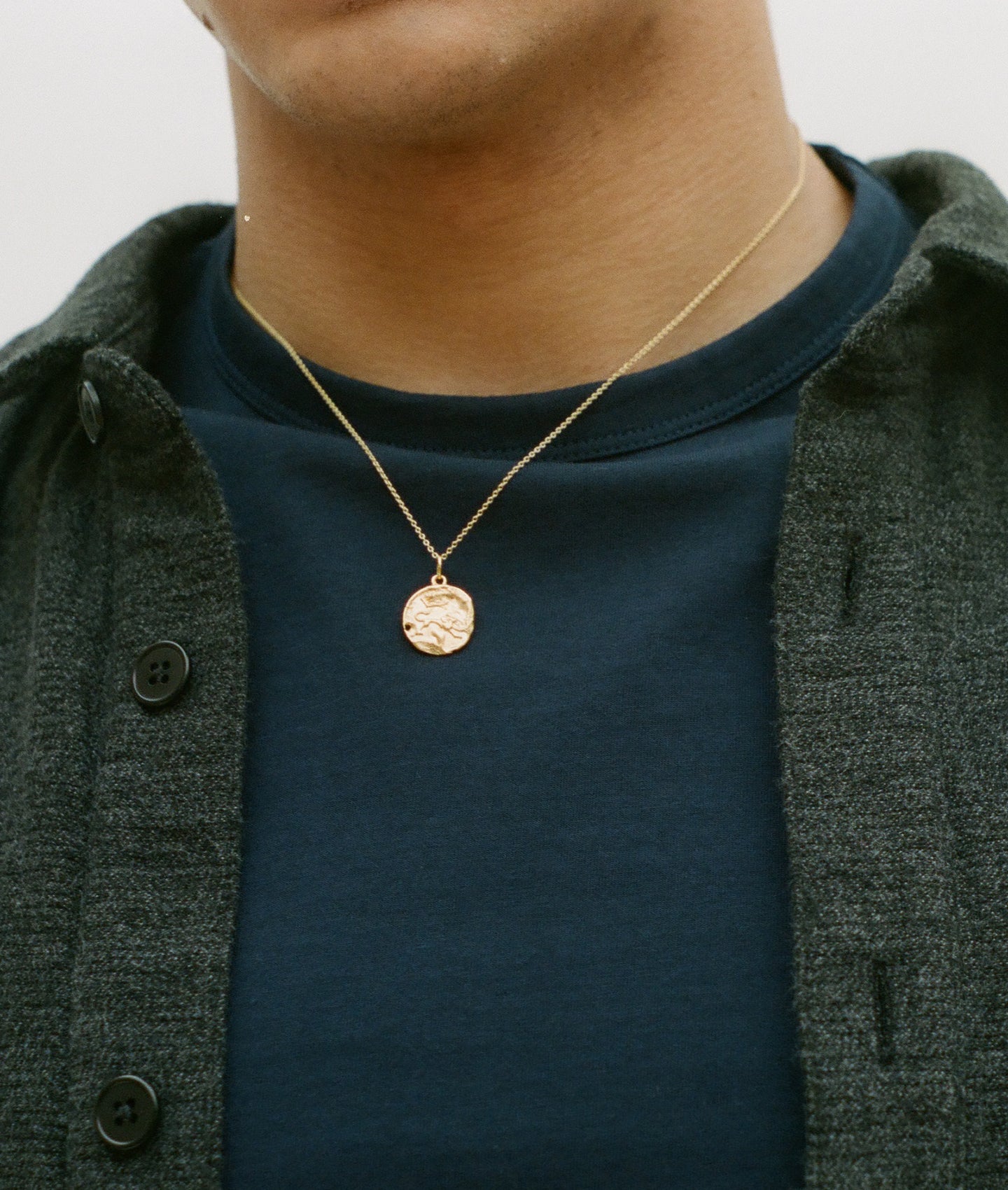 Alighieri Leo Medallion collier zodiaque plaqué or