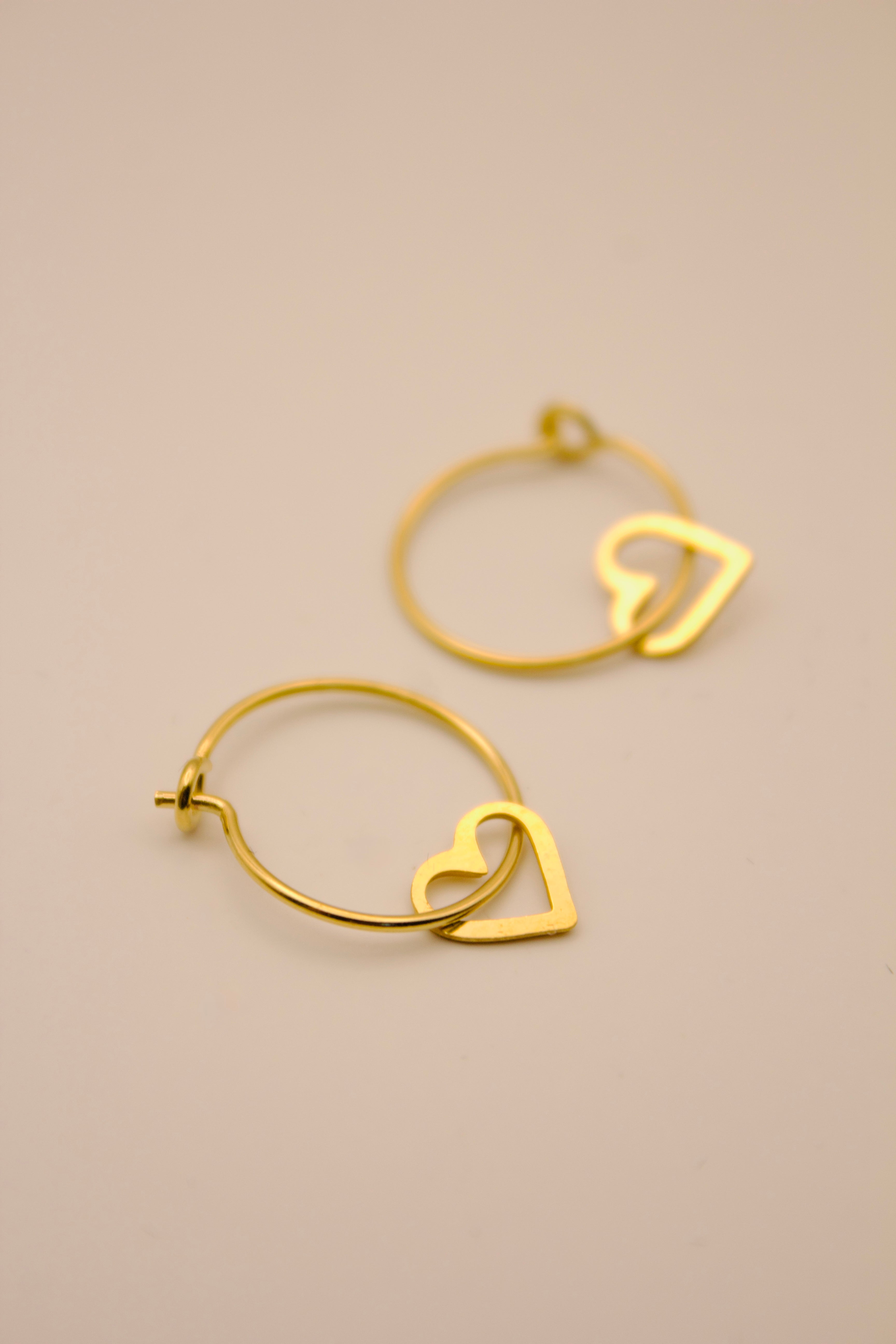 Adorabili Créoles Fines boucles créoles Étoiles 15 mm