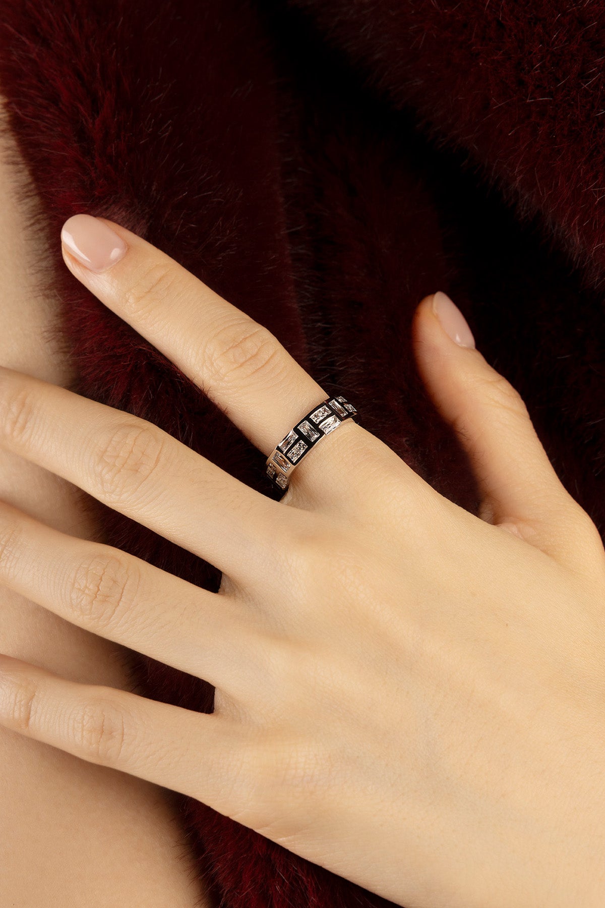 APM Monaco Festival Ice bague blanche zircon taille 52