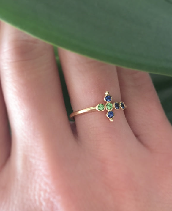 Aimée Aimer Petit AA bague tsavorites saphirs or jaune 51