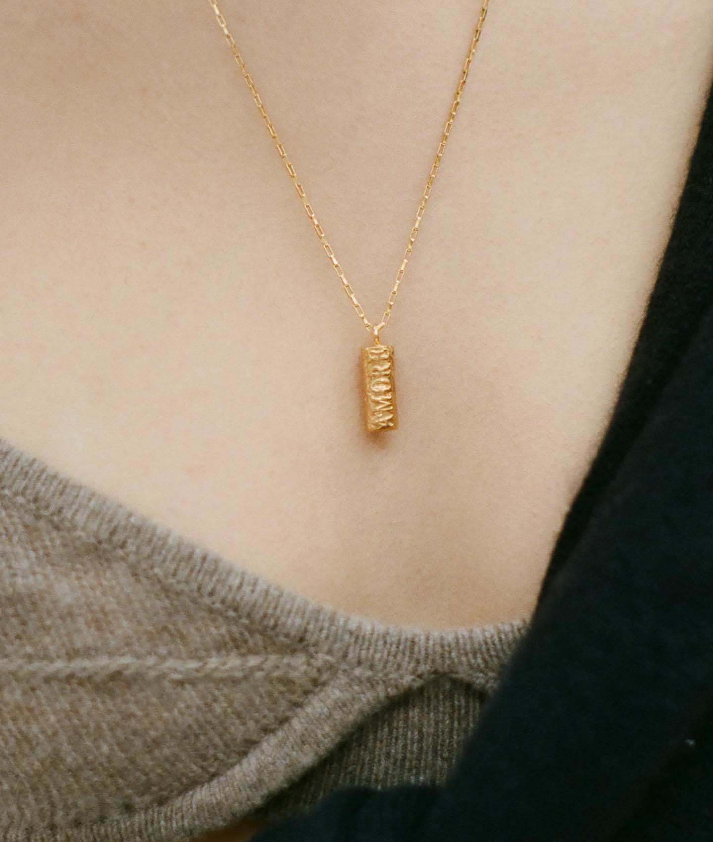 Alighieri Amore collier plaqué or 24 carats amulette