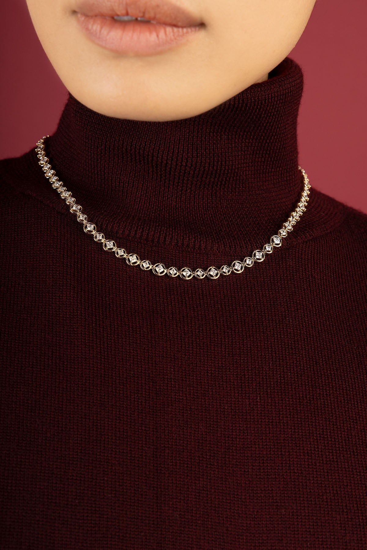 APM Monaco Soleil Les Bulles d'Eau collier or jaune 42 cm zircons